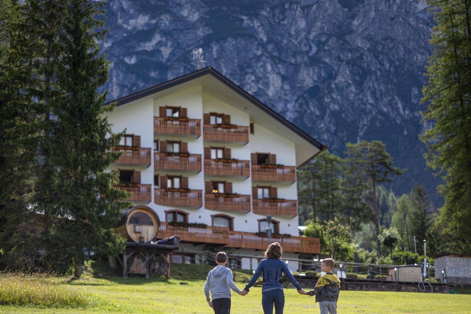 Hotel Il Cardo San Vito di Cadore Dış mekan fotoğraf